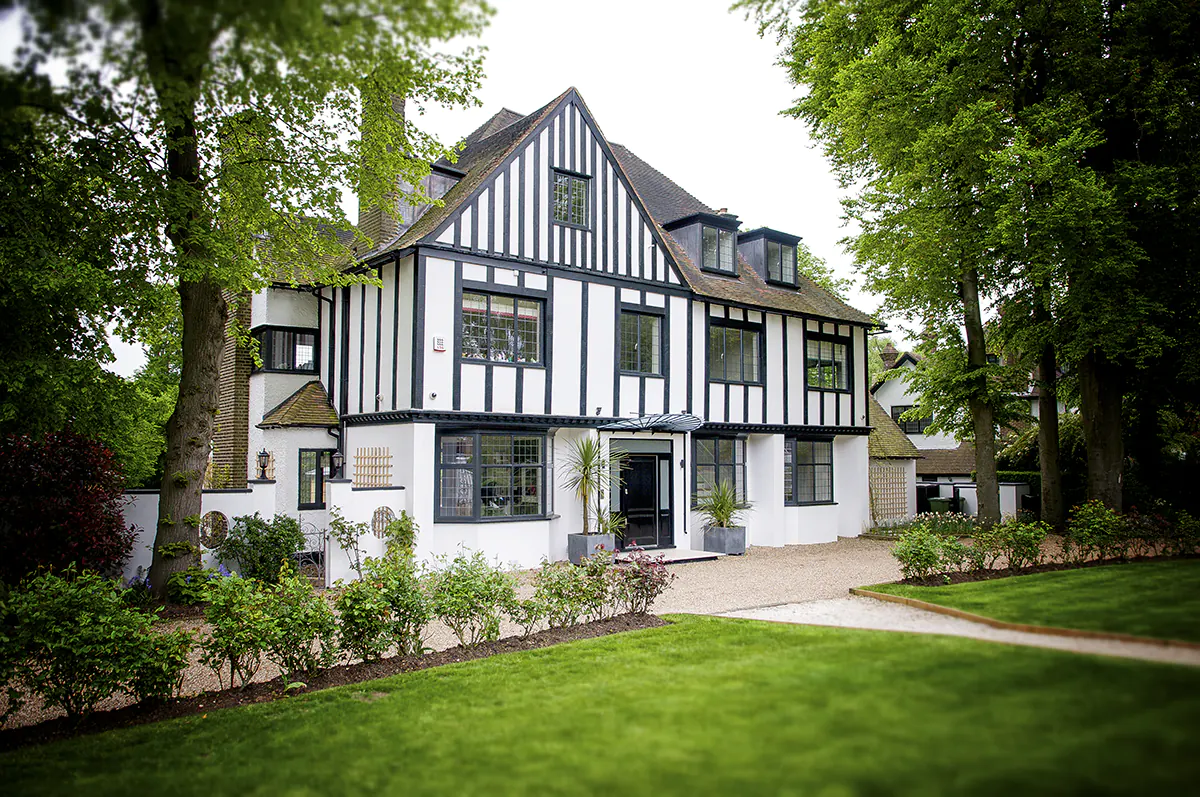 Traditional Aluminium Windows